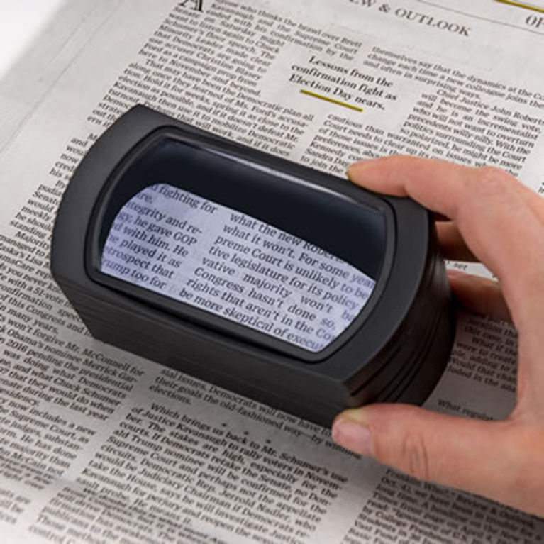 Fine print magnifier